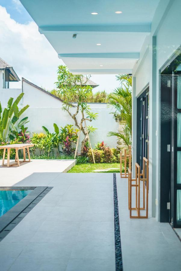 Villa Okenada - Modern 5-Bedroom Pool Villa In Berawa! Canggu  Luaran gambar