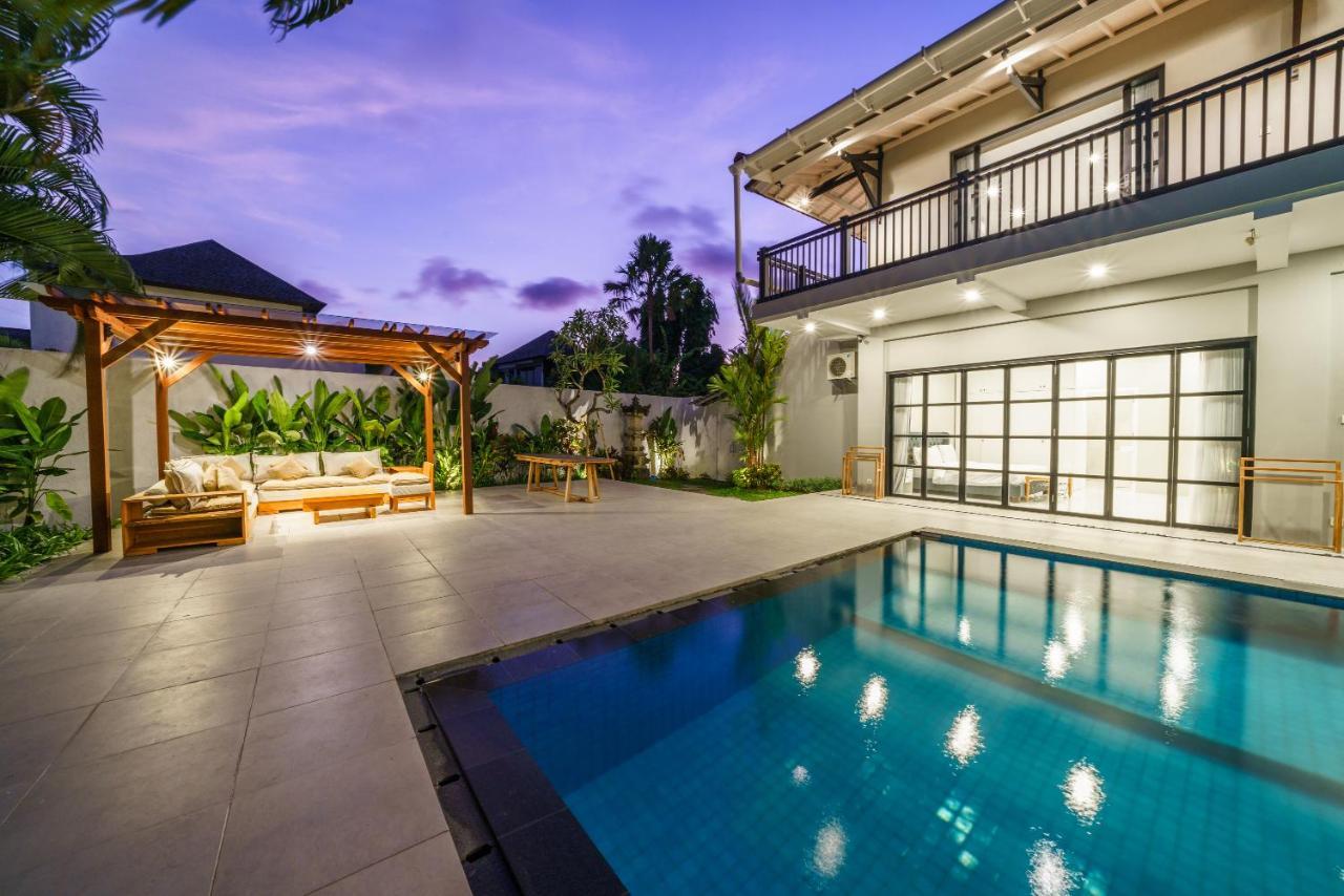 Villa Okenada - Modern 5-Bedroom Pool Villa In Berawa! Canggu  Luaran gambar