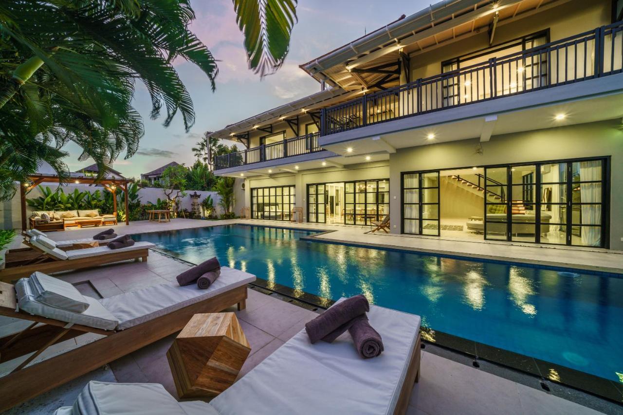 Villa Okenada - Modern 5-Bedroom Pool Villa In Berawa! Canggu  Luaran gambar