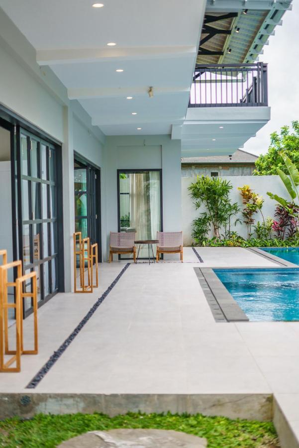 Villa Okenada - Modern 5-Bedroom Pool Villa In Berawa! Canggu  Luaran gambar