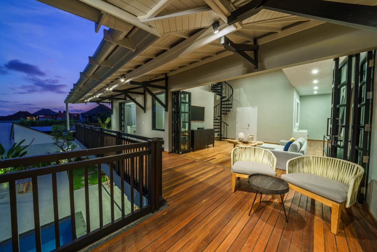 Villa Okenada - Modern 5-Bedroom Pool Villa In Berawa! Canggu  Luaran gambar